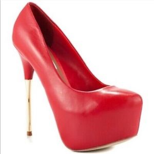 Steve Madden Spikely Platform Red Gold Leather 9